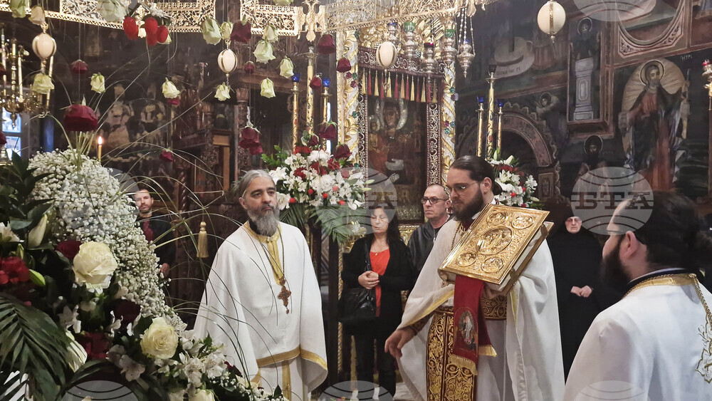 Троянски манастир - празнична литургия - Великден