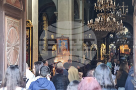 Ямбол - храм „Св. Николай Чудотворец" - богослужение „Второ Възкресение"