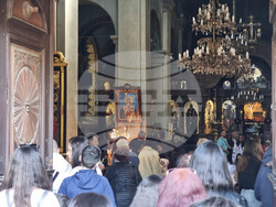 Ямбол - храм „Св. Николай Чудотворец" - богослужение „Второ Възкресение"