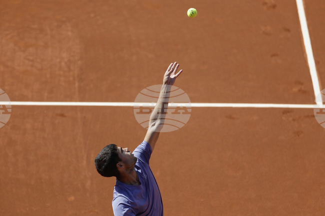 Карлос Алкарас отказа участие на тенис турнира в Мадрид заради контузия