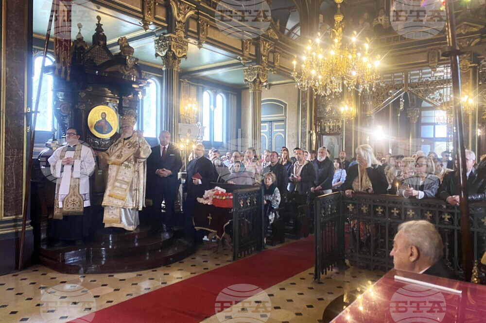 Турция - Истанбул - Желязна църква „Свети Стефан“ - Второ Възкресение - празнично богослужение