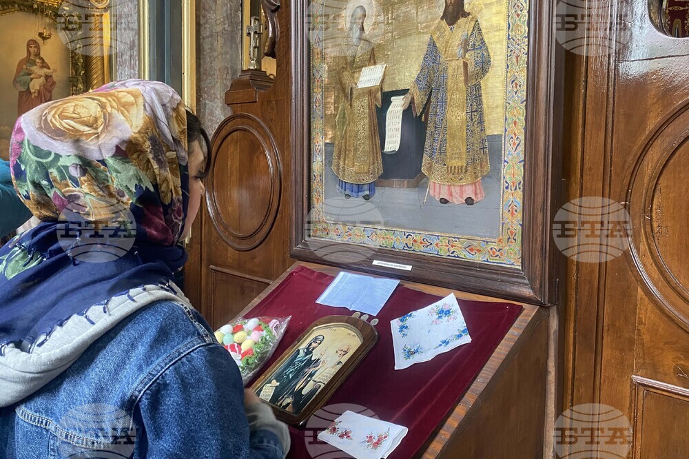 Турция - Истанбул - Желязна църква „Свети Стефан“ - Второ Възкресение - празнично богослужение