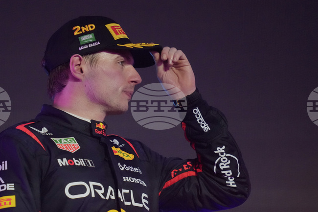 "Няма да казвам какво мисля за наказанието, защото всички станаха твърде чувствителни", заяви Макс Ферстапен след Гран При на Саудитска Арабия