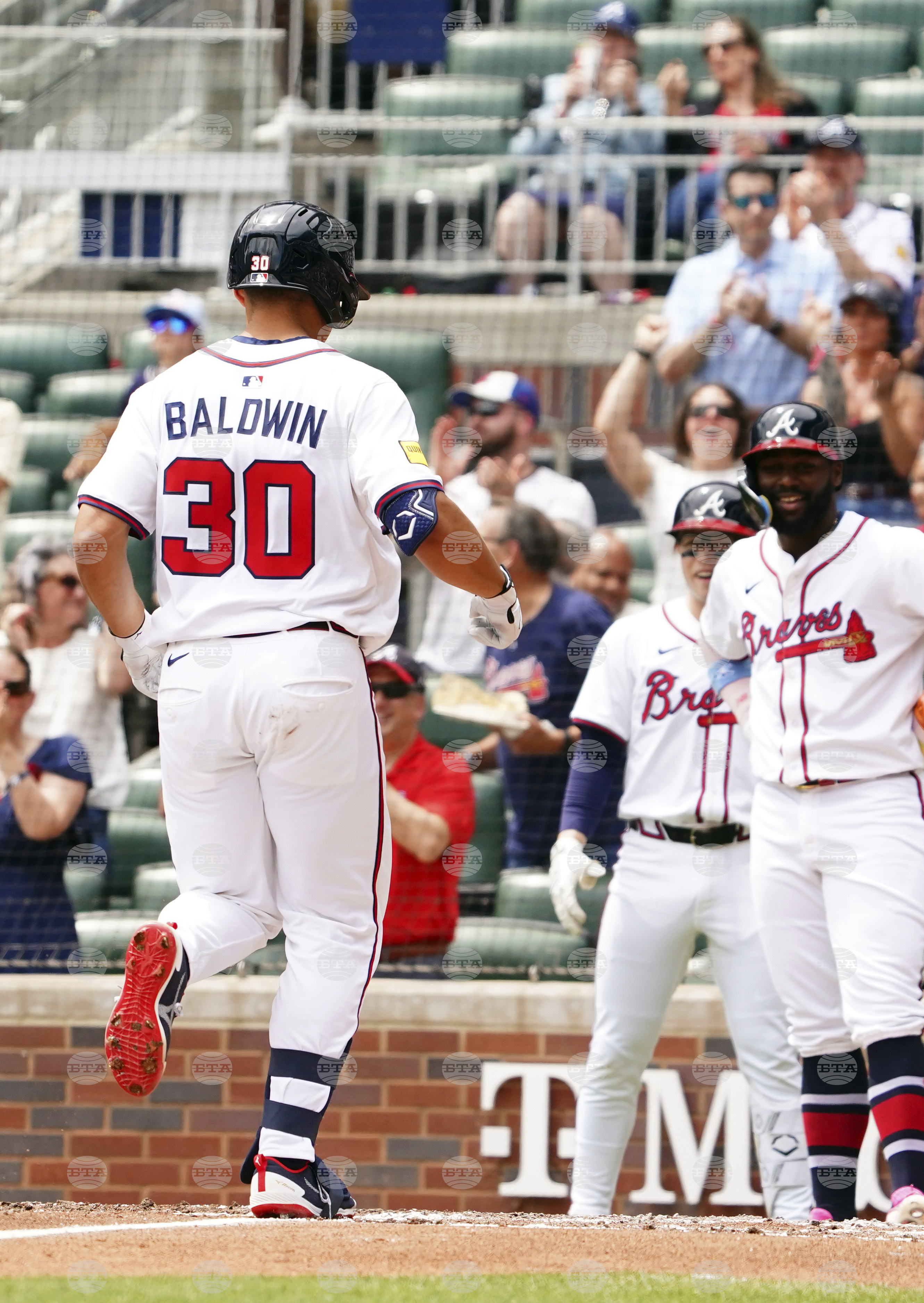 Twins Braves Baseball