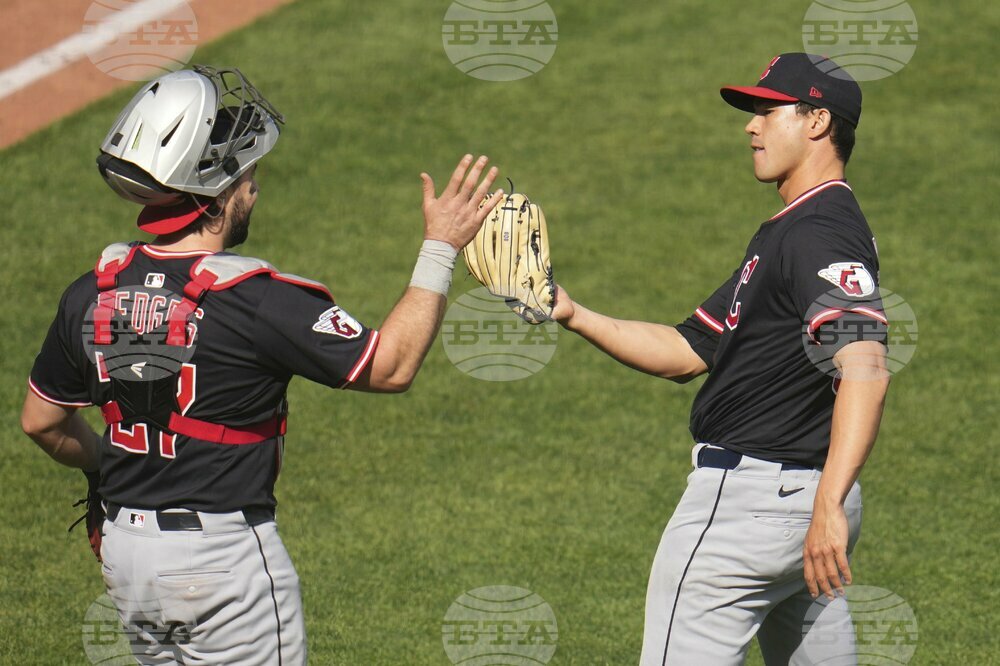 Guardians Pirates Baseball