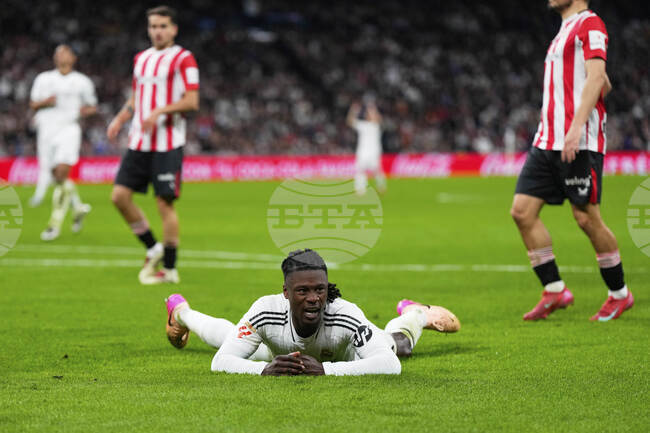 Едуардо Камавинга може да пропусне началото на сезона за Реал Мадрид