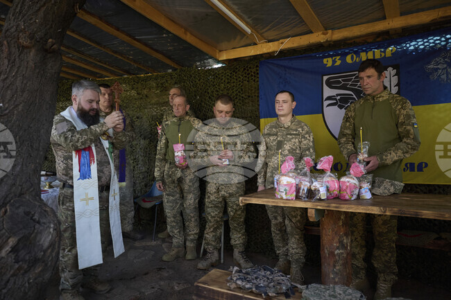 Великденското примирие между Русия и Украйна официално изтече