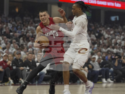 Heat Cavaliers Basketball