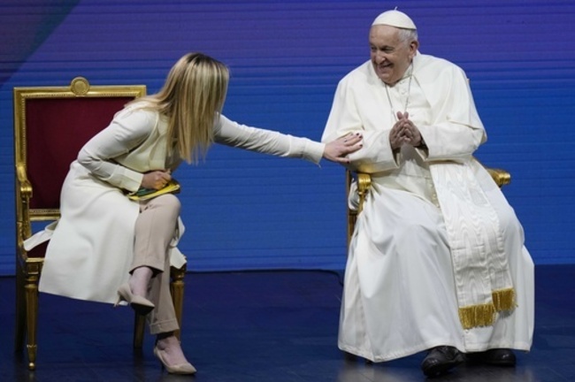 Последното нещо, което ми каза папата, беше, че човек не трябва да губи чувството си за хумор, заяви италианският премиер Мелони