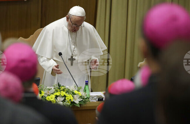Папа Франциск почина - какво следва оттук нататък накратко