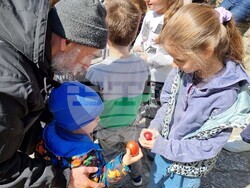 Варна - храм „Св. Архангел Михаил“ - борба с великденски яйца