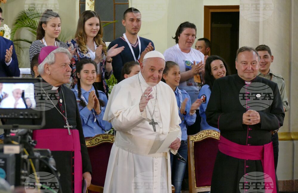 Раковски - папа Франциск - храм “Свети Архангел Михаил” - посещение 2019 г.