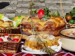 Село Извор - „Червен, червен Великден" - регионален конкурс