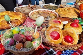 Село Извор - „Червен, червен Великден" - регионален конкурс