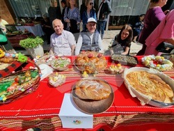 Село Извор - „Червен, червен Великден" - регионален конкурс