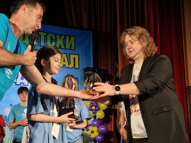 Почти 150 деца от Босилеград и Западните покрайнини ще летуват в България, каза председателят на парламента Наталия Киселова 