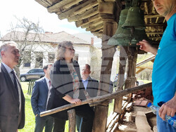 Сърбия - Село Извор - Наталия Киселова - посещение