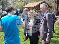 Сърбия - Село Извор - Наталия Киселова - посещение