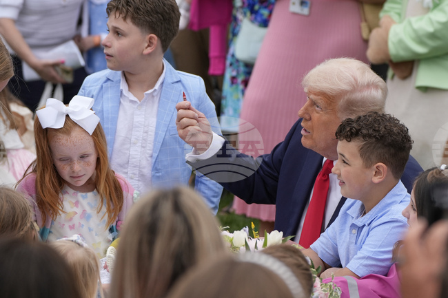 Всяко новородено в САЩ да получава по 1000 долара начален капитал, предвижда законопроект на републиканците 