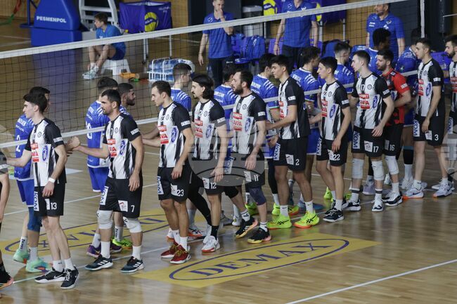 Волейболният Локомотив (Пловдив) чака загубил от Шампионската лига в турнира ЦЕВ Къп