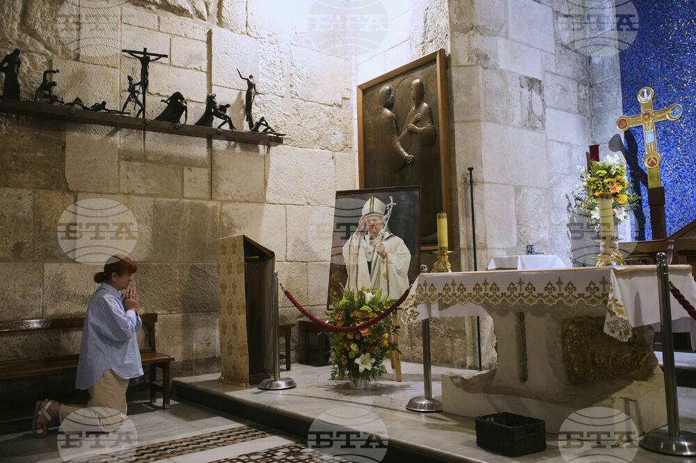 Israel Palestinians Obit Pope Francis Global Reax