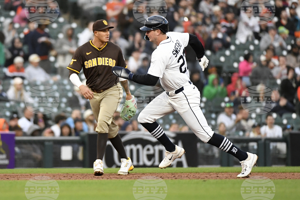 Padres Tigers Baseball