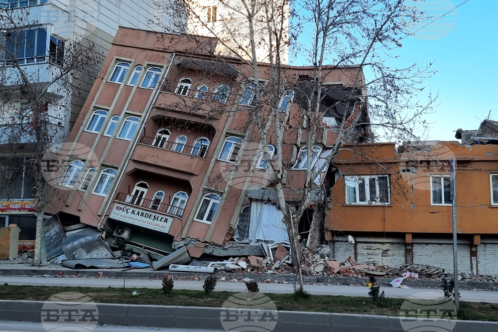 Pazarcik: More Destuction and People Sleeping Outside in the Freezing Temperatures