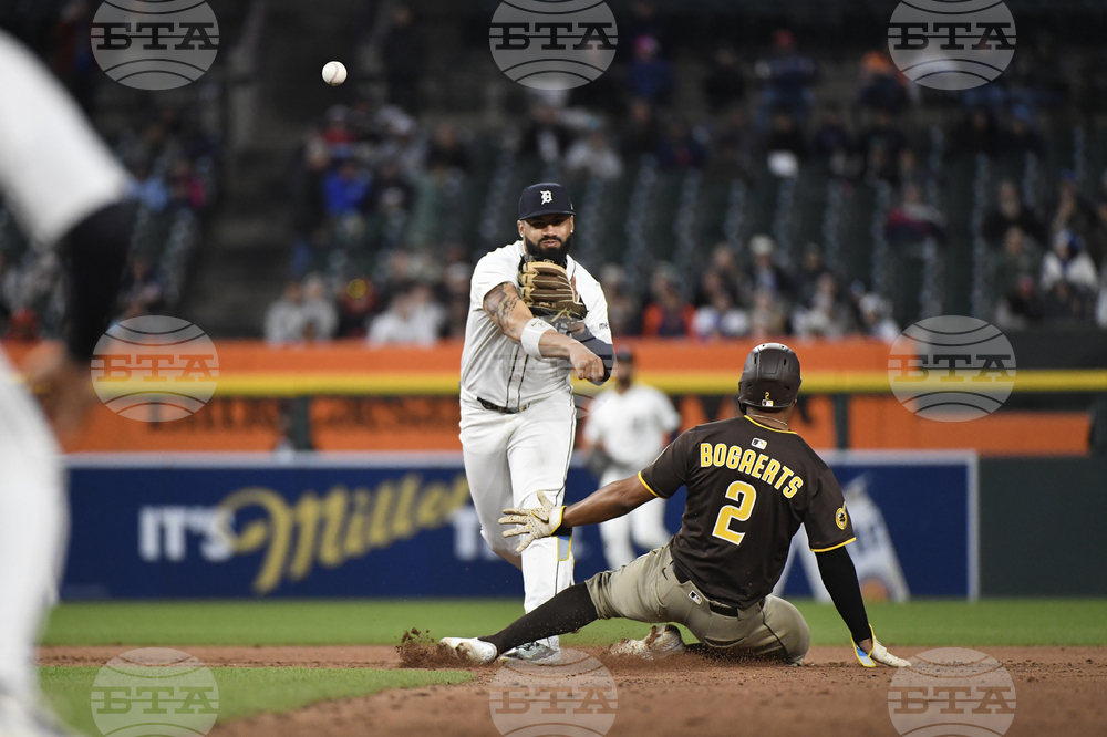 Padres Tigers Baseball
