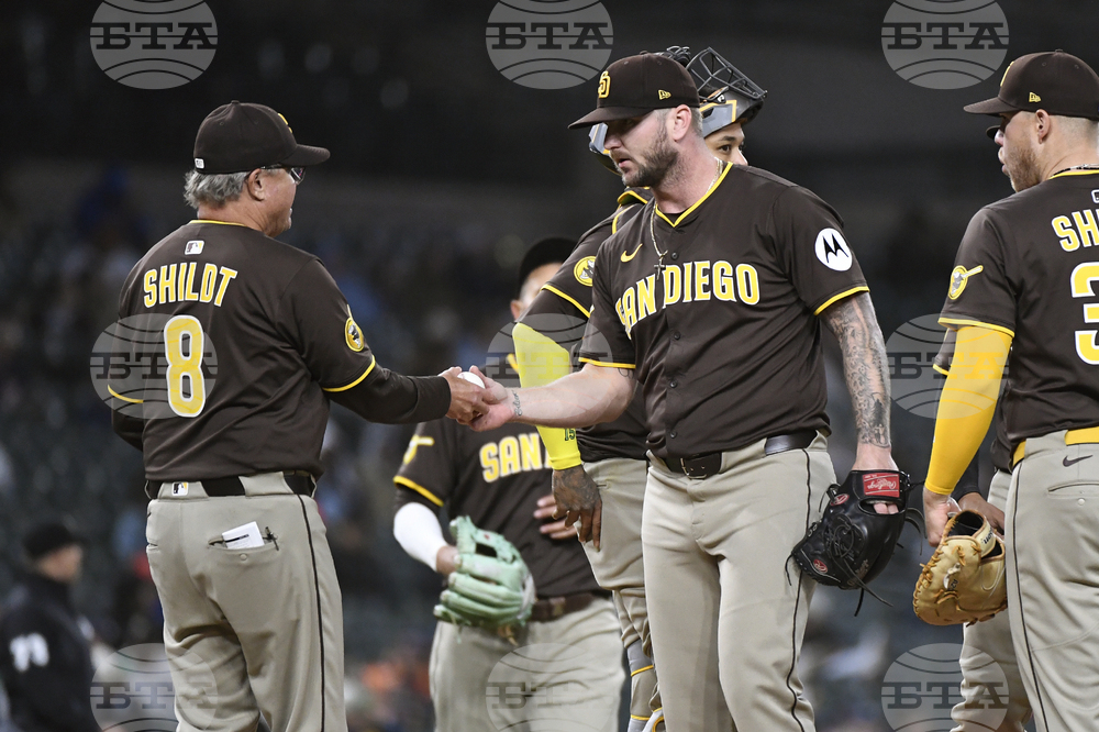 Padres Tigers Baseball