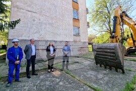 Свищов - изграждане на три социални услуги - първа копка