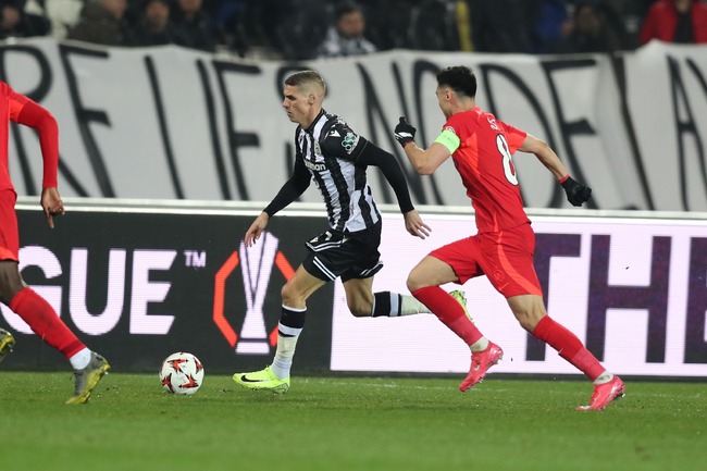 Кирил Десподов е в плановете на Разван Луческу за новия сезон, но ПАОК е готов с цена, ако получи оферта за българина