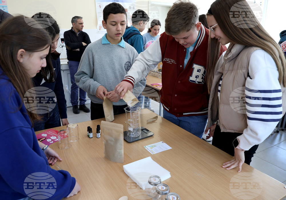 Варна - Професионална гимназия по химични и хранително-вкусови технологии „Д. И. Менделеев“ - дуално обучение