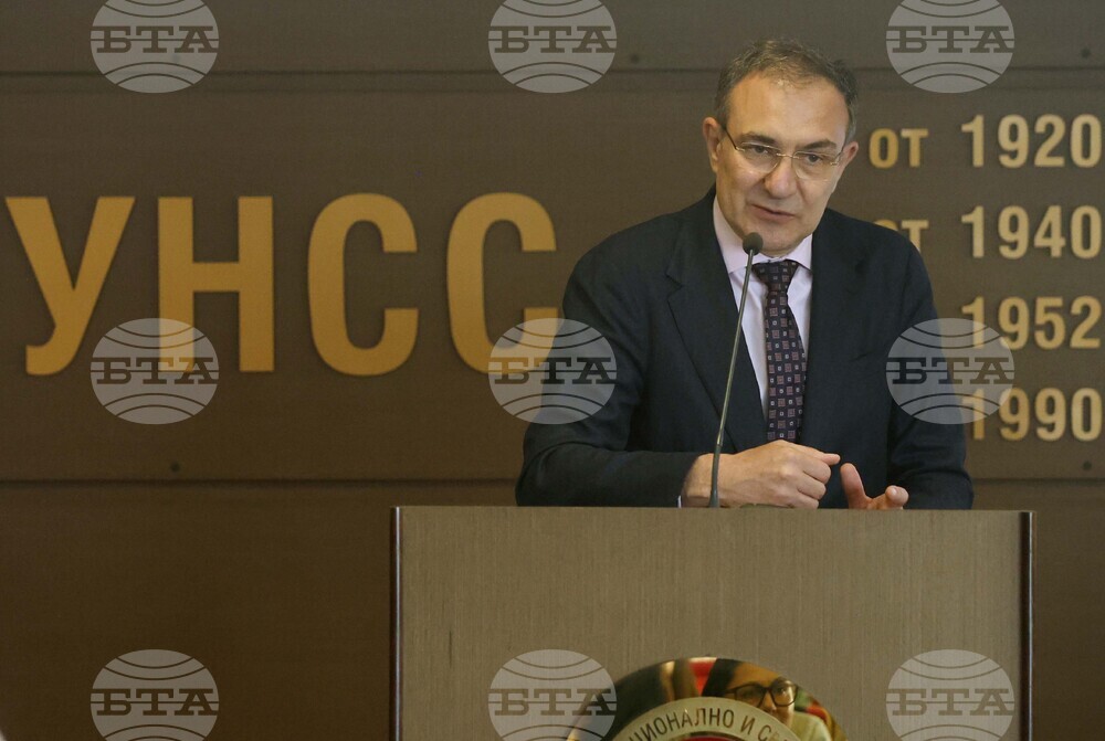 УНСС - „Работа, осигуровки, права - за силен старт на кариерата“- публична лекция