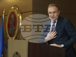 УНСС - „Работа, осигуровки, права - за силен старт на кариерата“- публична лекция