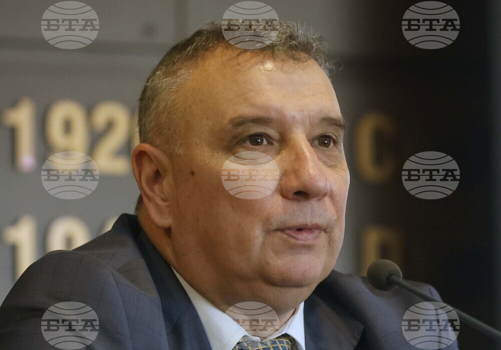 УНСС - „Работа, осигуровки, права - за силен старт на кариерата“- публична лекция