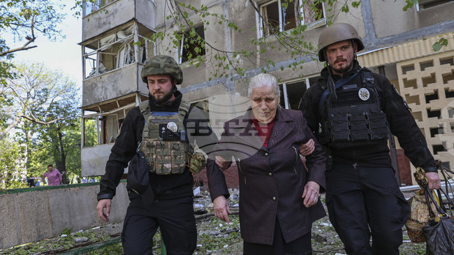 Киев нареди евакуацията на около 30 семейства от населени места в Южна Украйна, заяви украински вицепремиер