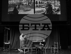 Радина Кърджилова е Хеда Габлер в новата постановка на Тимофей Кулябин, снимка – Народен театър/ Божидар Марков