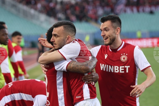 ЦСКА-София постигна класически успех срещу Ботев (Пловдив)