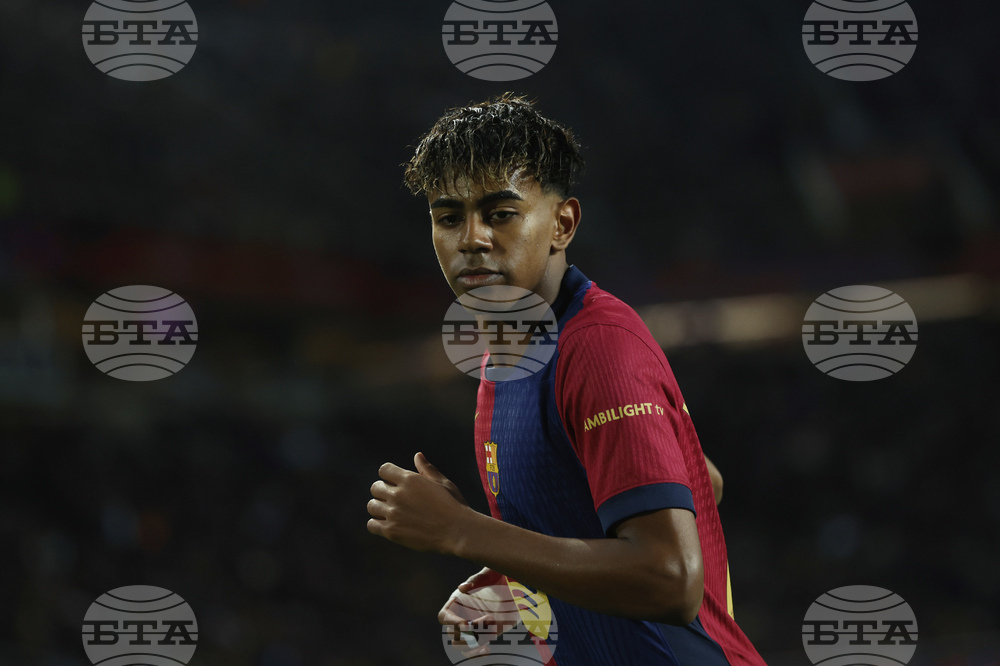 Ламин Ямал: "Невероятно е да виждам деца с фланелки с моето име“