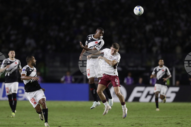 Тотнъм се интересува от 19-годишния играч на Васко да Гама