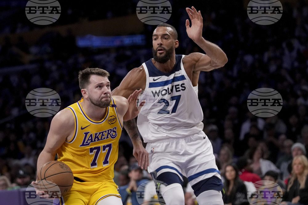 Лос Анджелис Лейкърс изравни резултата в серията срещу Минесота от първия кръг на плейофите в НБА