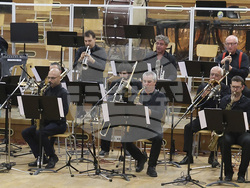 Биг бендът на БНР с диригент Антони Дончев представя ново издание от поредицата „Обратно към корените“, снимка – БНР