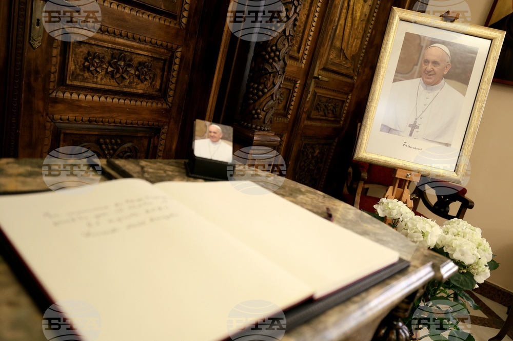 Апостолическата нунциатура в София - книга съболезнования