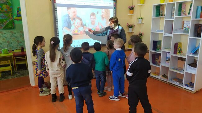 Учениците от Българското неделно училище „Просвета“ в Украйна се върнаха в класните стаи след Великден