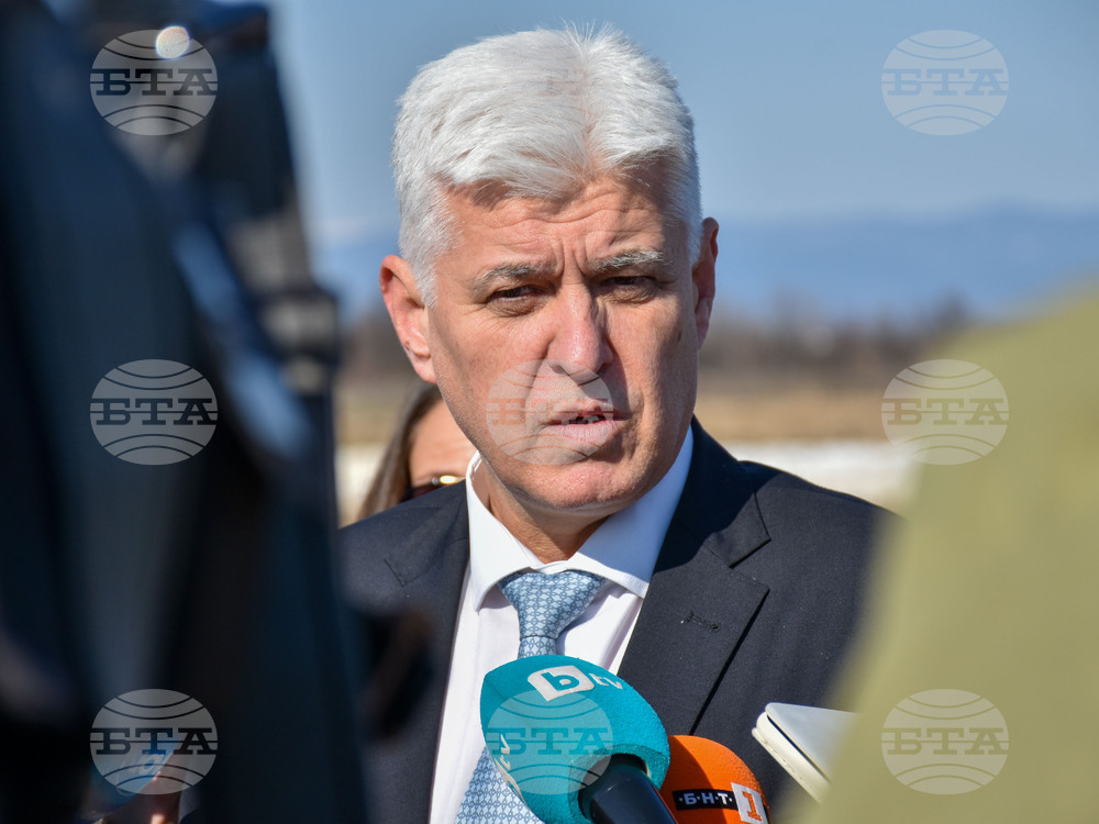 Defence Minister: Bulgaria Not Sending Troops to Ukraine