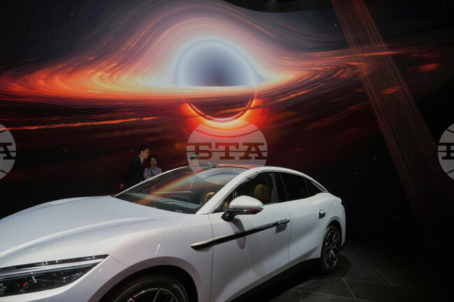 Пекин обяви, че е постигнал споразумение с ЕС за вноса на произведени в Китай електрически превозни средства