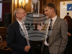 Посолство на Франция - професионално развитие на жените в България - изследване