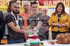 Русе - Ангел Русев - посрещане