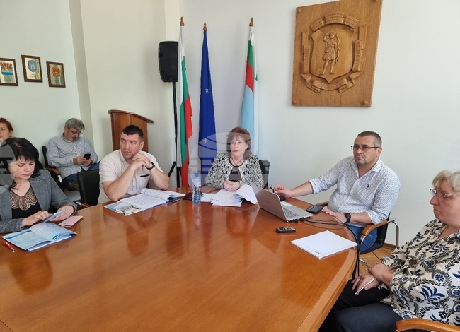 Бюджетът на Монтана беше представен публично пред граждани и общински съветници
