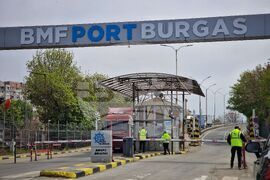 Бургас - пристанище - премиер - посещение